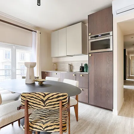 Sublime Rue Royale *