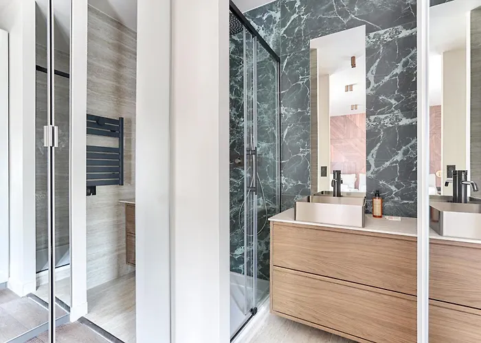 Sublime Rue Royale * Paris